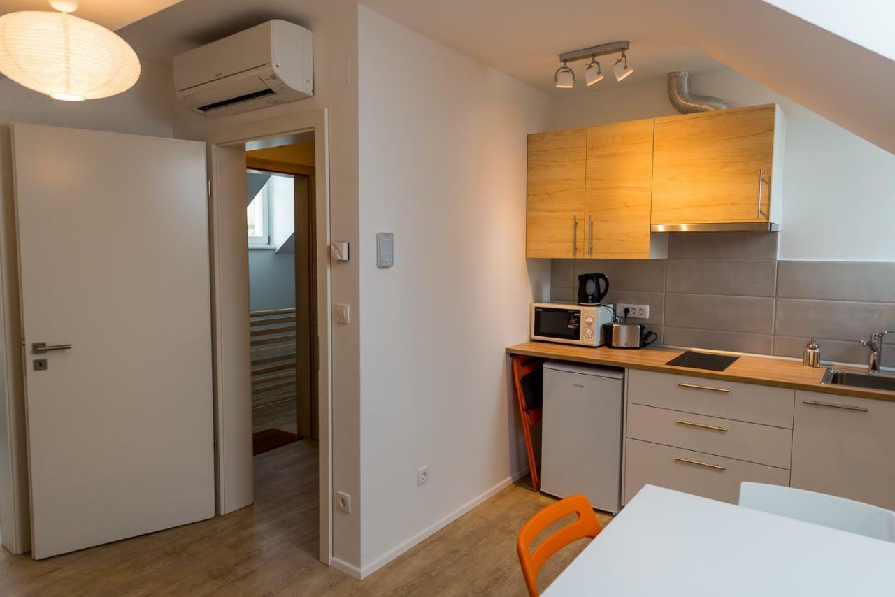 Central Apartments With Parking Ljubljana Exteriör bild